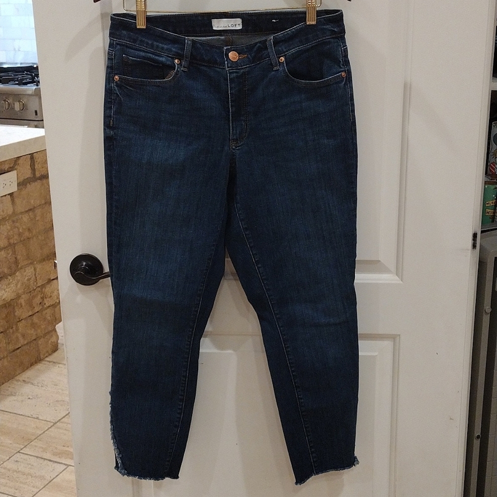 Loft Curvy Skinny Jeans Size 29 Dark Wash Cute Hem Detail